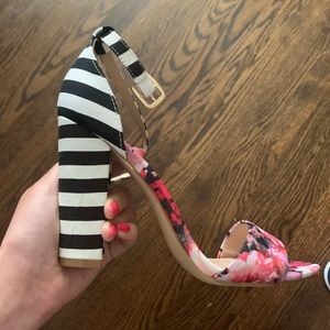 Striped block heel sandal brand new never worn